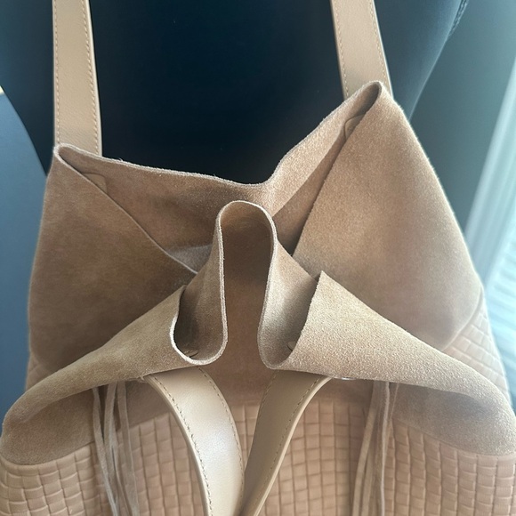 NWT Elaine Turner Elegant Two Tone Tan Suede & Leather Quilted Boho Bag - Picture 6 of 9